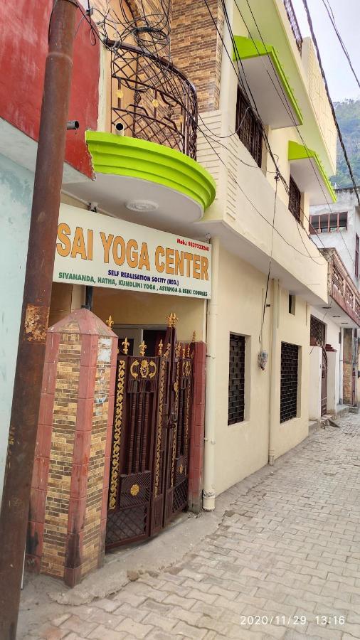 Yogi Home Stay Risikés Kültér fotó