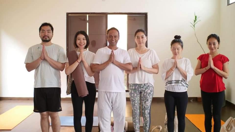 Yogi Home Stay Risikés Kültér fotó